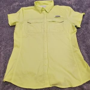 Columbia Collared Button Down Fishing Shirt
